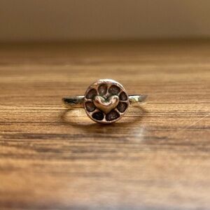 🌺3/$10 Bundle Only NIB CHARMING CHARLIE Silver Hammered Heart Ring